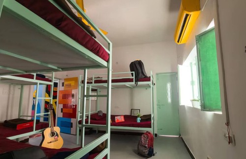 Gomti Nagar Hostel | The Nomad Cave
