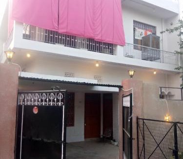 Kanpur Hostel | Travel Hostel in heart of Kanpur