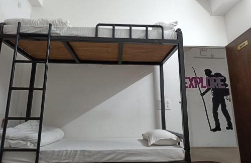 Paltan Bazaar Hostel | Travelers Hostel