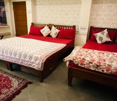 Amer Fort Road Hostel | Travellers Village-City Center Hertige Home