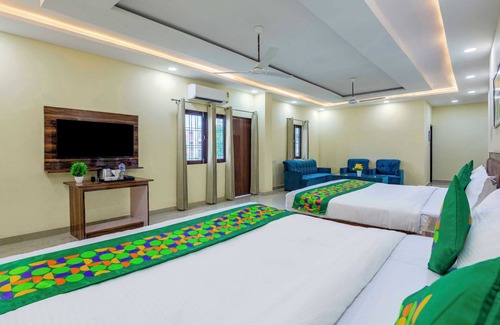 Phulpur Hotel | Treebo Saffron