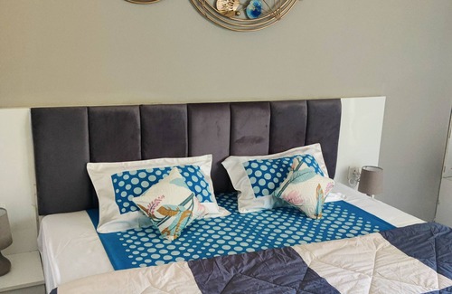 Greater Noida Apartment | Urban Apartment near Expo Mart