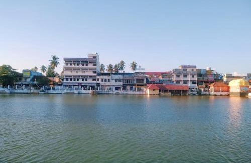 Thiruvananthapuram House | VASUDEVA VILASAM Health Retreat