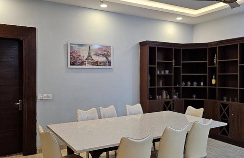 Gurugram Villa | Villa ∙ 3 bedrooms ∙ 8 guests