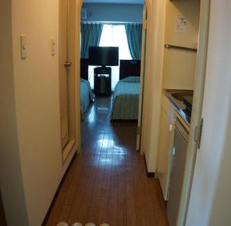 Naniwa Apartment | Weekly Green In Namba