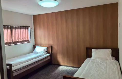 Tsuruhashi House | ホステル今鶴 二人部屋 302号室
