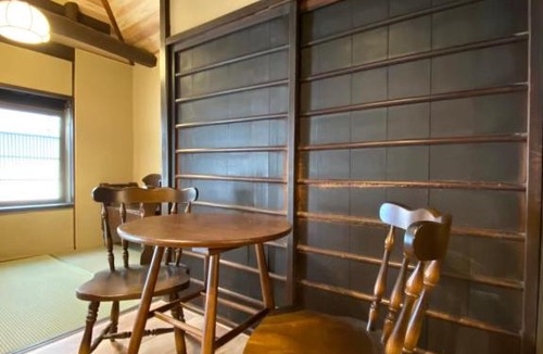 Fushimi Apartment | 忍 稲荷邸