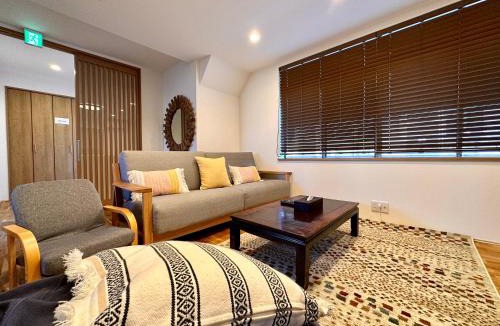 Fushimi House | 柏 若柳イン Haku Wakanayanagi Inn