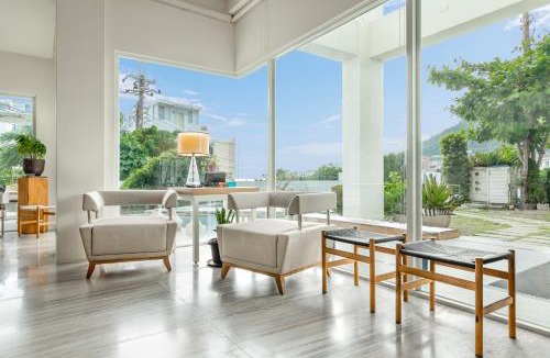 Sail Rock Beach House | 白水木民宿