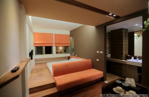 Hualien City Centre Bed & Breakfast | 車站100m民宿丨電梯附停車場