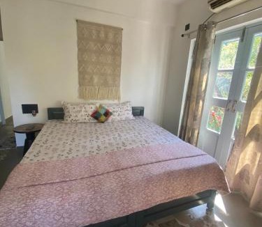 Vanelim Apartment | 1 bed peaceful studio Apartment near Colva beach