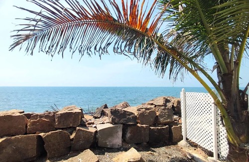 Kochi Villa | 1 BHK Sea Facing Villa overlooking the Arabian Sea