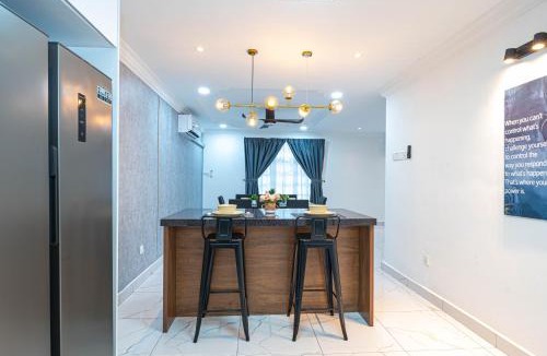 Seputeh House | 10 mint drive to Mid Valley KL near Gateway Bangsar Seputeh