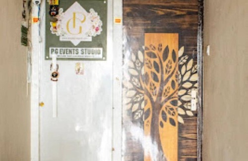 Varanasi Apartment | 100 m² Apartment ∙ 2 bedrooms ∙ 5 guests