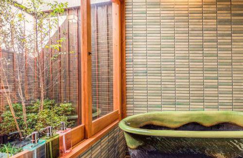 Gion Bed & Breakfast | 100 m² Bed and breakfast ∙ 3 bedrooms ∙ 7 guests
