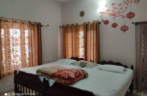 Madikeri House | 100 m² House ∙ 4 bedrooms ∙ 15 guests
