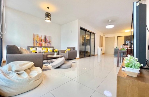 Kampung Kerinchi House | 1000 m² House ∙ 2 bedrooms ∙ 6 guests
