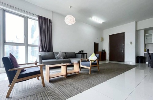 Chow Kit House | 1000 m² House ∙ 3 bedrooms ∙ 10 guests