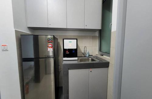 Shah Alam Apartment | 10pax Cinema Themehouse 3B2R with pool sauna atari games,wifi