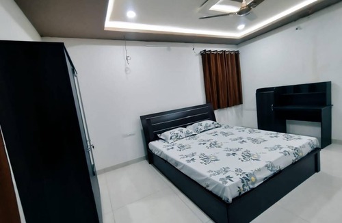 Serilingampally Apartment | 110 m² Apartment ∙ 3 bedrooms ∙ 6 guests