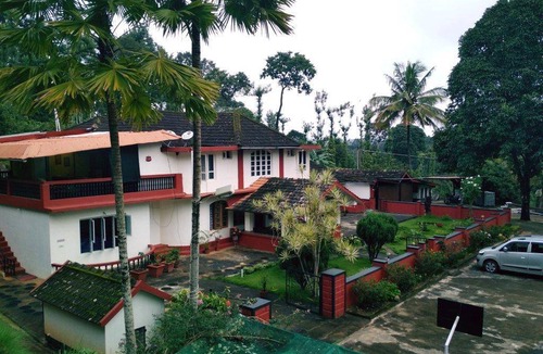 Kutta Villa | 112 m² Villa ∙ 5 bedrooms ∙ 19 guests
