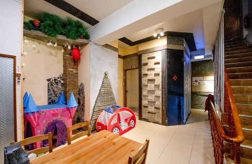 Luodong Hotel | 120 m² Motel ∙ 16 guests