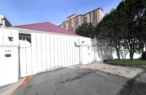 Kajang House | 139 m² House ∙ 4 bedrooms ∙ 14 guests