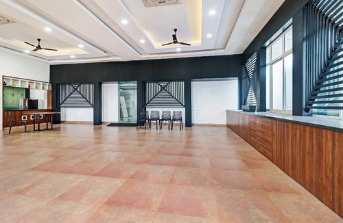Thampanoor Hotel | 14 m² Hotel ∙ 3 guests