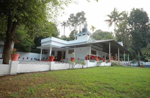 Perumbavoor Villa | 140 m² Villa ∙ 2 bedrooms ∙ 6 guests