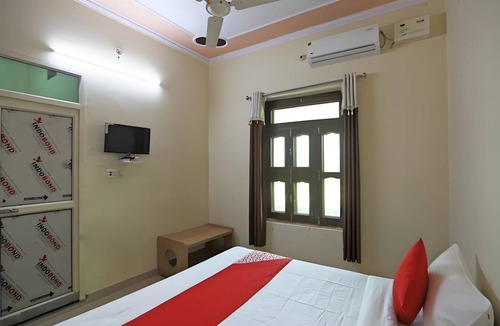 Mahendragarh Hotel | 144 m² Hotel ∙ 2 guests