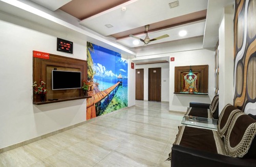 Ahmedabad Hotel | 15 m² Hotel ∙ 3 guests