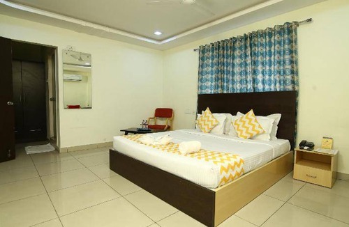 HITEC City Hotel | 150 m² Hotel ∙ 3 guests