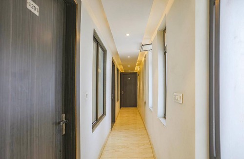 Phulpur Hotel | 150 m² Hotel ∙ 2 guests
