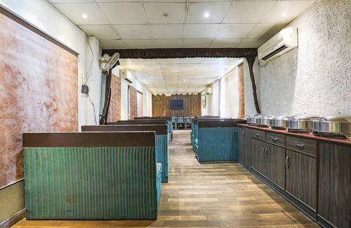 Patel Nagar Hotel | 150 m² Hotel ∙ 2 guests