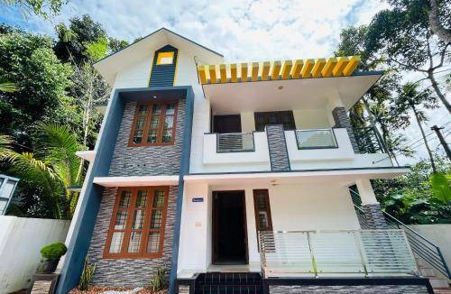 Thiruvananthapuram House | 150 m² House ∙ 4 bedrooms ∙ 10 guests