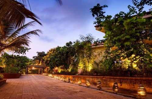 Betalbatim Resort | 155 m² Resort ∙ 2 bedrooms ∙ 20 guests