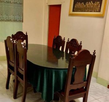 Bantay House | 15pax-2 minutes to Vigan-RoseandFer Transient-2 Bedroom House