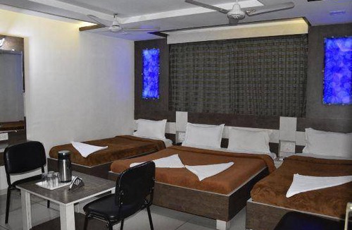 Ahmedabad City Centre Apartment | 16 m² Apartment ∙ 3 guests
