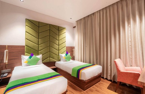Thane West Hotel | 17 m² Hotel ∙ 4 guests