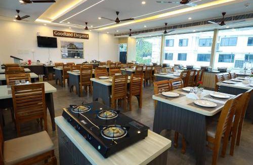 Thampanoor Hotel | 17 m² Hotel ∙ 5 guests