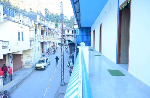 Guptkashi Hotel | 170 m² Hotel ∙ 3 guests