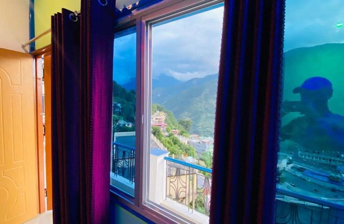 Guptkashi Hotel | 170 m² Hotel ∙ 3 guests