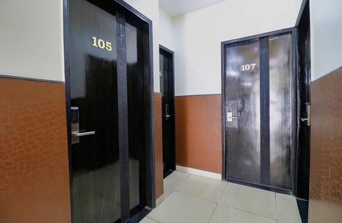 East of Kailash Hotel | 180 m² Hotel ∙ 2 guests