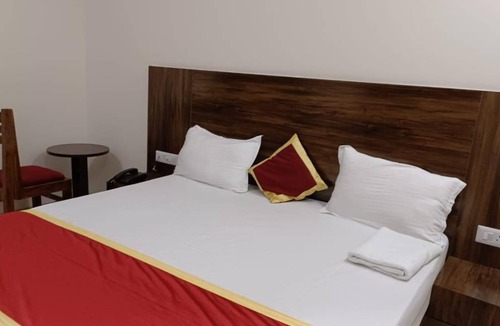 Patna Hotel | 180 m² Hotel ∙ 2 guests