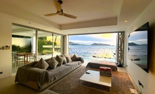 Patong House | 19 - Beachfront Haven