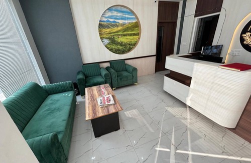 Durgapura Hotel | 19 m² Hotel ∙ 2 guests