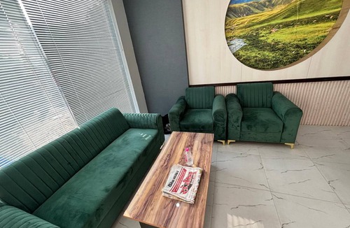 Durgapura Hotel | 19 m² Hotel ∙ 2 guests