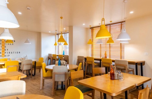 Ranchi Hotel | 19 m² Hotel ∙ 2 guests