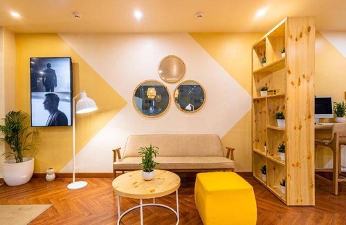 Ranchi Hotel | 19 m² Hotel ∙ 2 guests