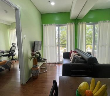 Roxas City Apartment | 1BR Condo w Pool & Balcony Near Robinson Place - F&M Homes - Sitio Uno Residences, Pueblo de Panay